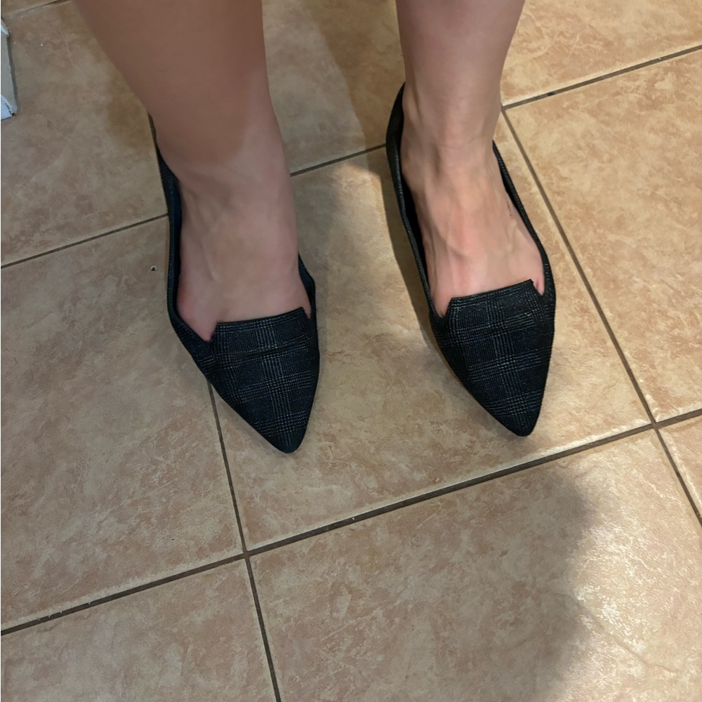 Stuart Weitzman Flat Shoes, Size 10 - image 4